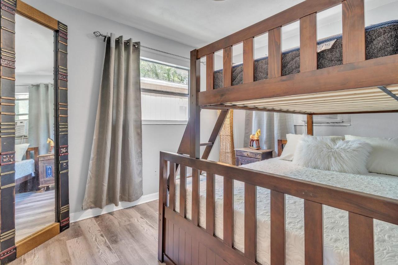 Downtown Single Family Modern Bungalow Close To Beaches And Dining Home Σεϊρασότα Εξωτερικό φωτογραφία