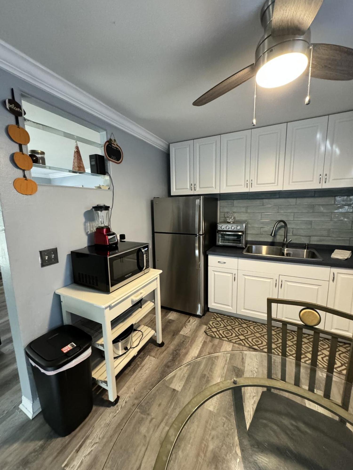 Downtown Single Family Modern Bungalow Close To Beaches And Dining Home Σεϊρασότα Εξωτερικό φωτογραφία